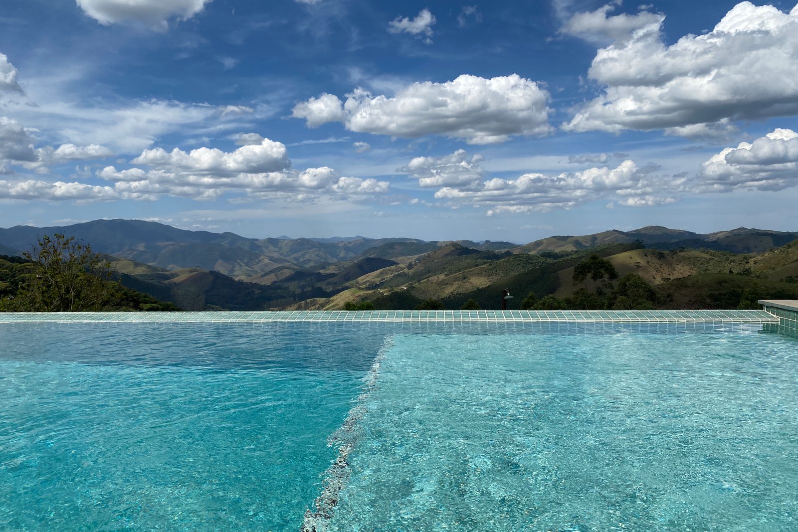 Meet & Dream — Secrist Pools